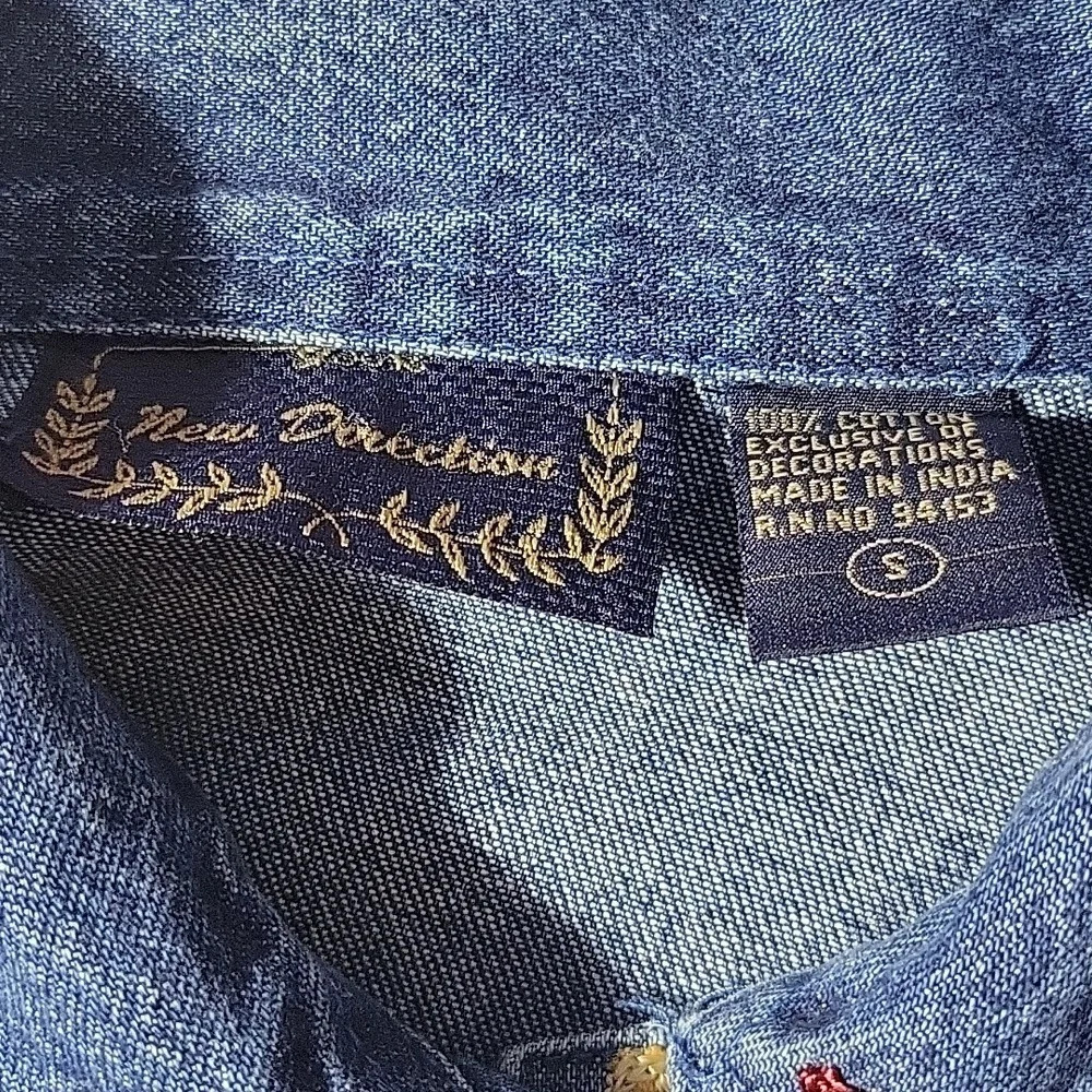 NEW DIRECTIONS Embroidered and Crochet Patches Fall‎ Denim Jacket Small - Picture 7 of 7